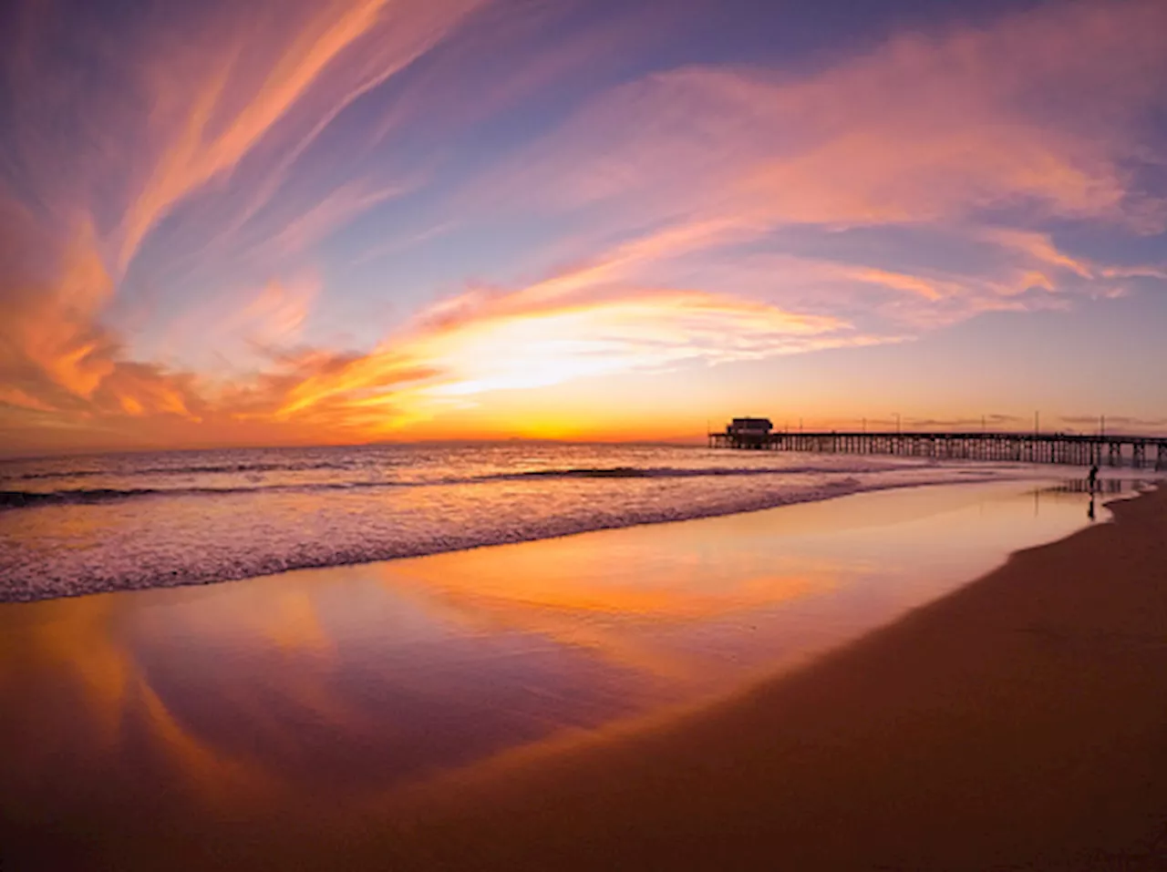 Amid heat wave, LA County health department issues beach warnings