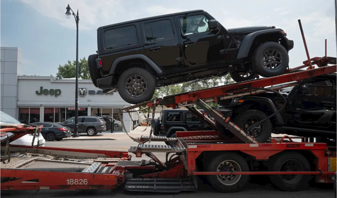 Stellantis U.S. auto sales extend free fall in third quarter