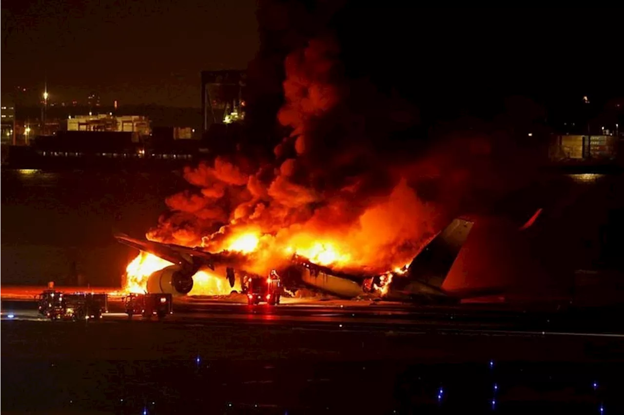 New runway lights being installed at Haneda Airport, after fatal plane collision in January