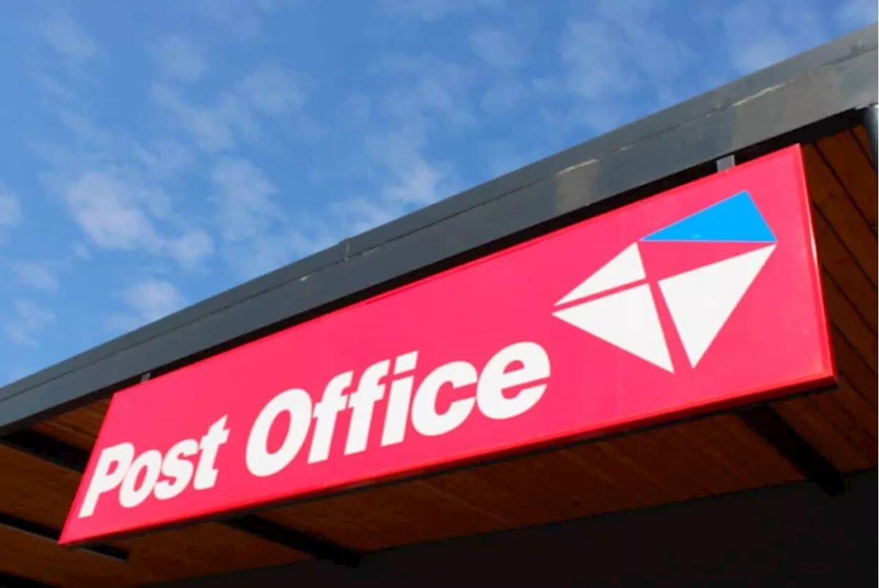 Communication minister seeks private partnerships to save SA Post Office