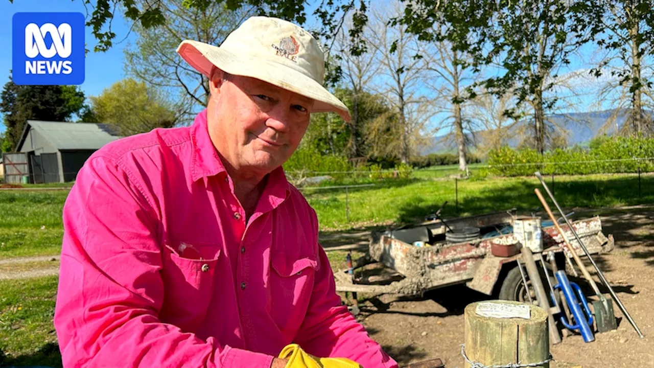 Volunteers Help Australian Farmers Rebound From Natural Disasters