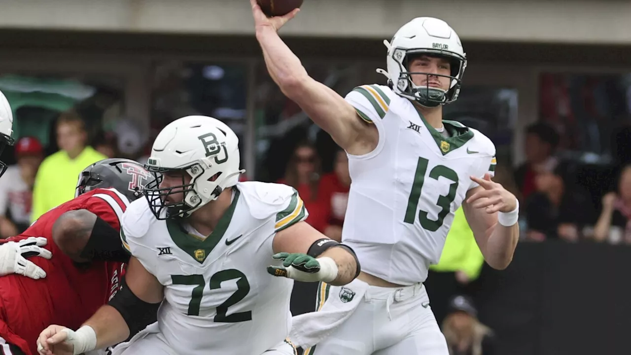 Sawyer Robertson celebrates homecoming with 5 TDs passes as Baylor stuns Texas Tech 59-35