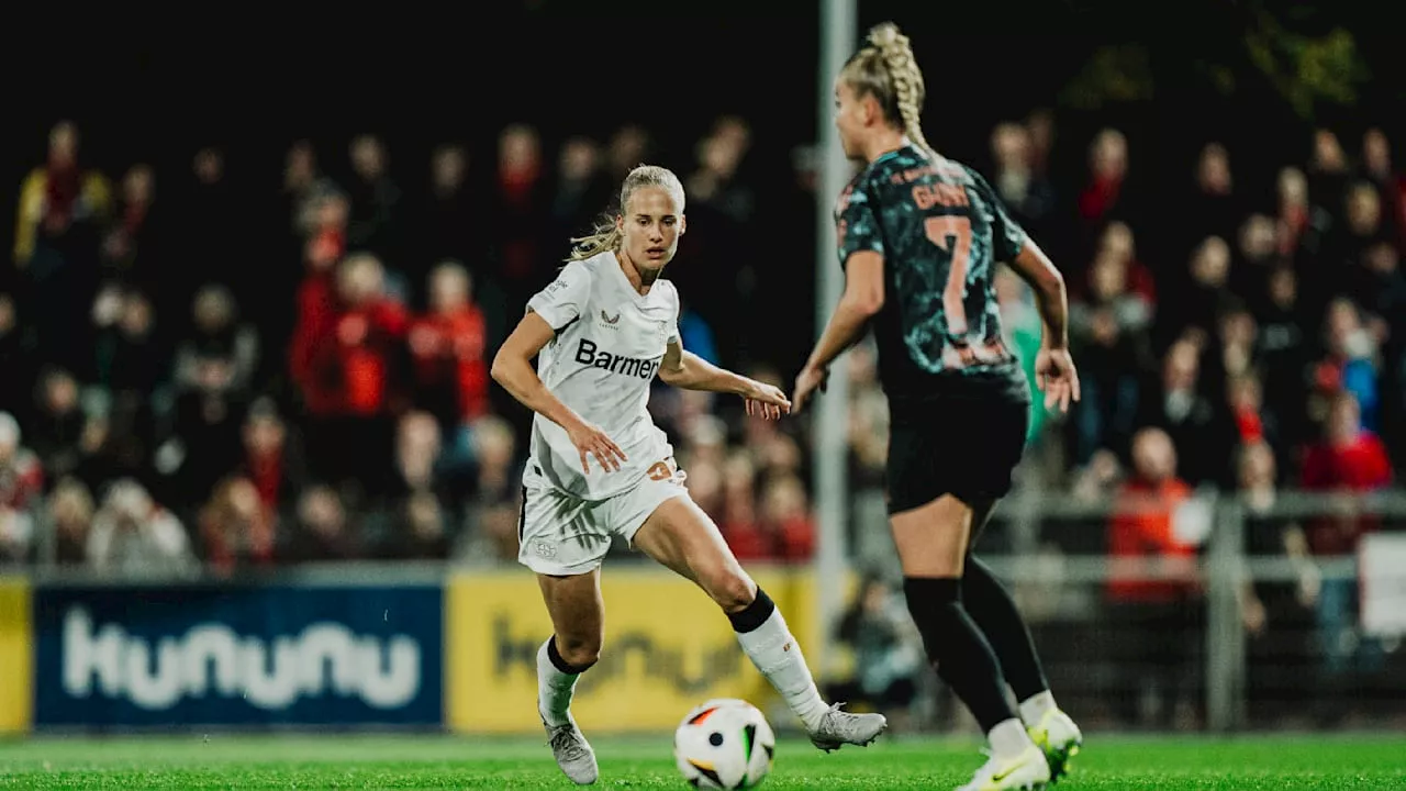 Frauen-Fußball: Nach Witz-Rot für Leverkusen: Bayern-Frauen siegen 3:2