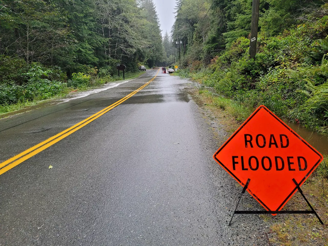 Port Renfrew residents asked to reduce water use amid heavy rain, flooding: CRD