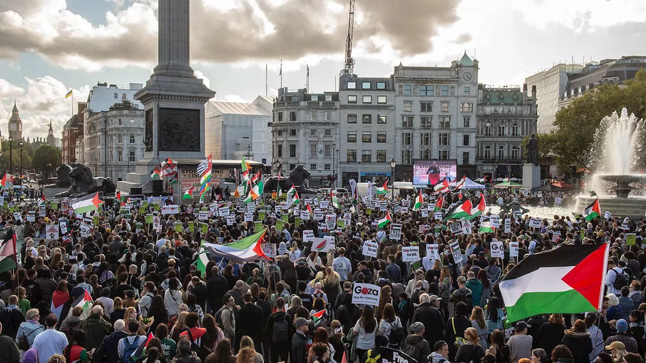 Met police step in to stop clash between pro-Palestinian protesters and counter-demonstrators a day...