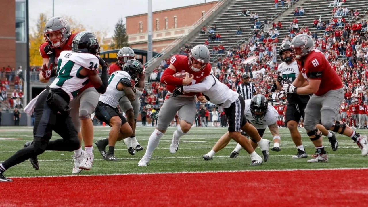 John Mateer's 5 TDs lead Washington State to 42-10 victory over Hawaii