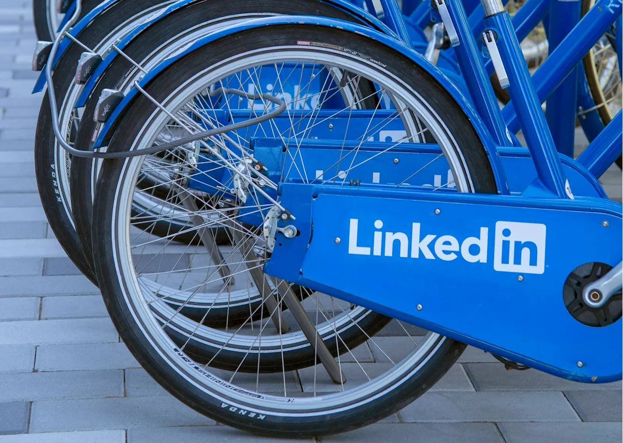 LinkedIn empezará a utilizar los datos de sus usuarios para entrenar IA