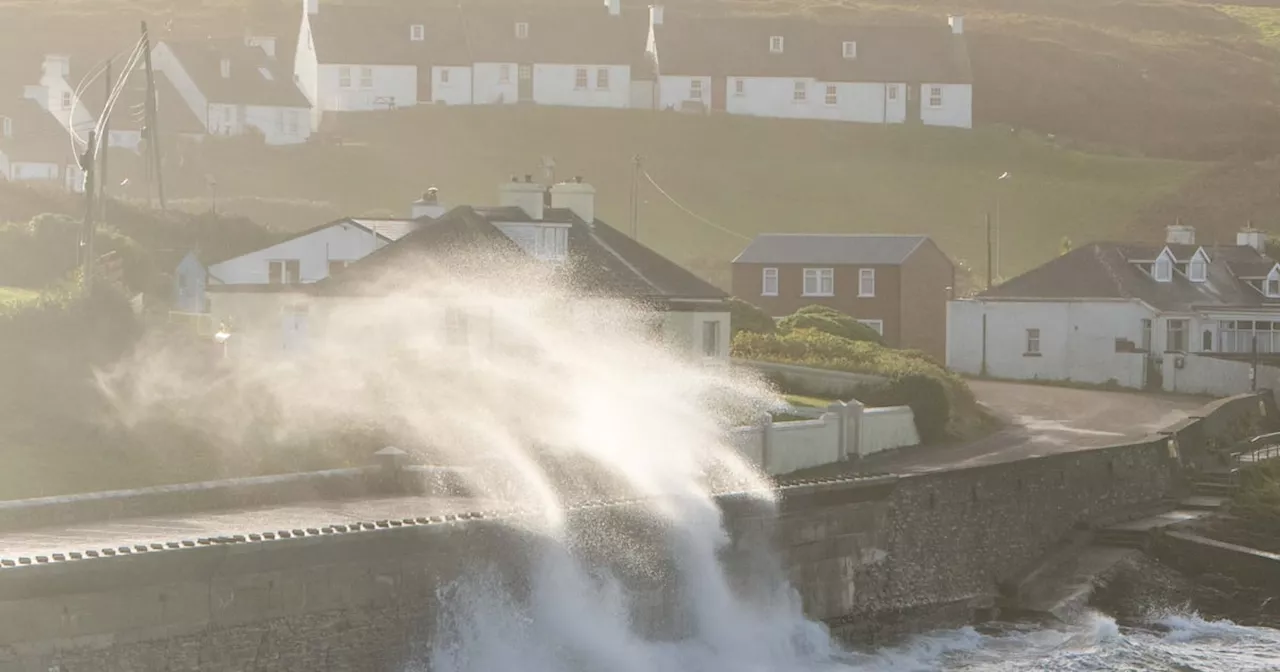 Storm Ashley Ireland live updates: Thousands without power as west coast braces for high tide