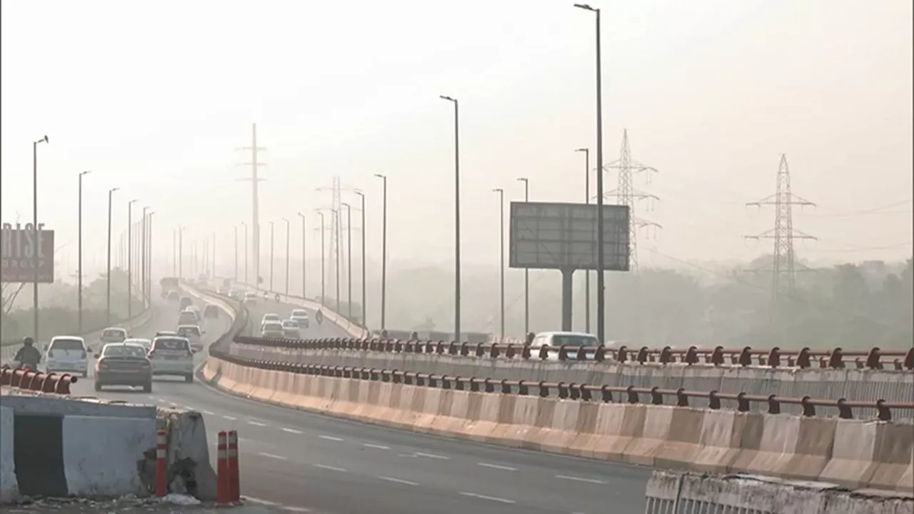 Delhi Weather: अक्टूबर में भी सता रही गर्मी, सात साल का टूटा रिकॉर्ड; अभी ऐसा ही रहेगा मौसम