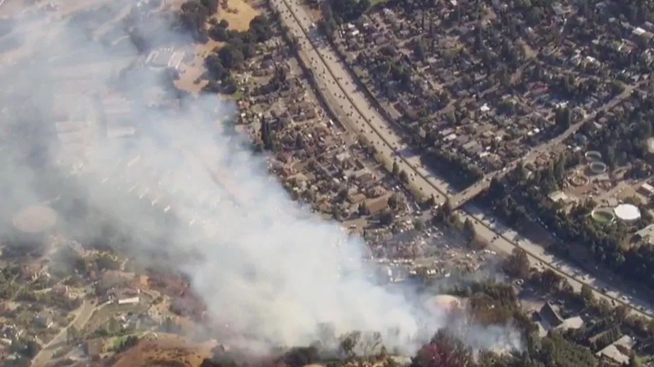 Keller Fire in Oakland hills, 60% contained as some are allowed to their homes