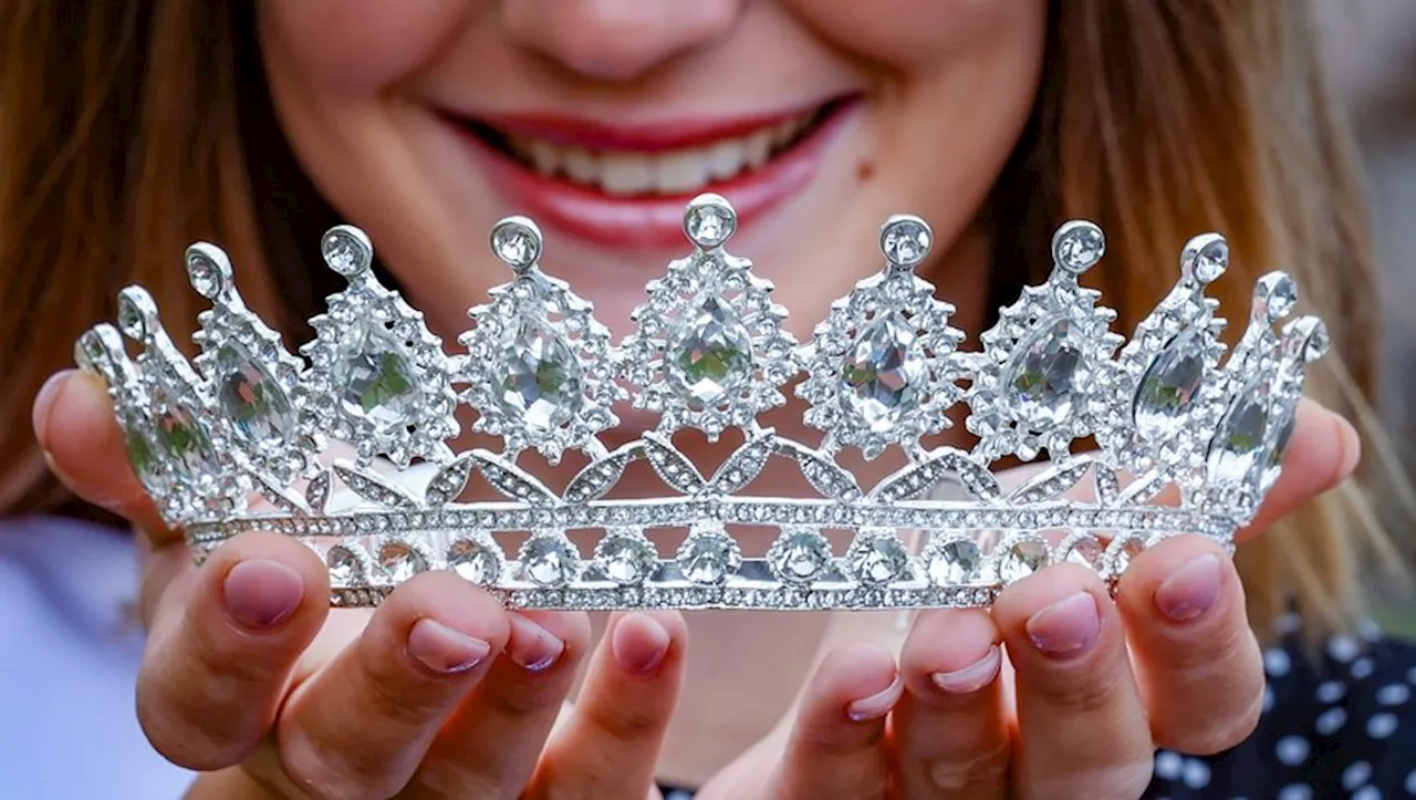 Miss France 2025 : découvrez les photos des 30 candidates officielles