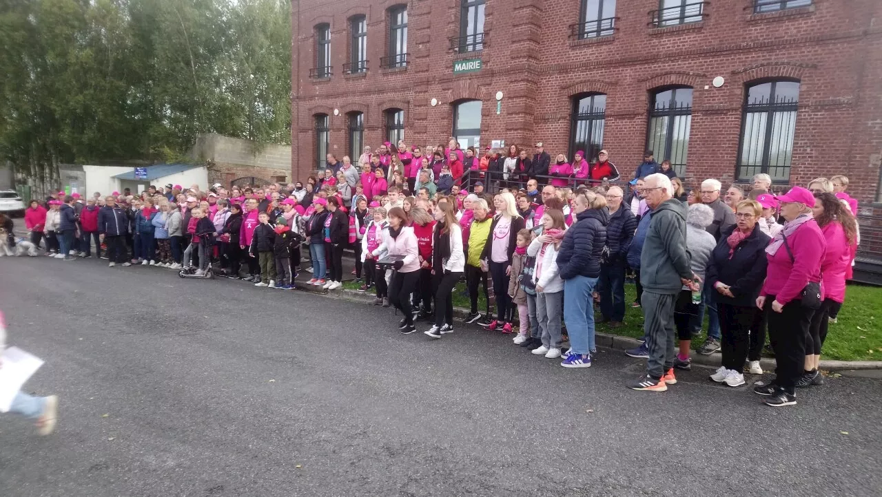 Woincourt : 350 personnes défilent en rose pour sensibiliser au cancer du sein