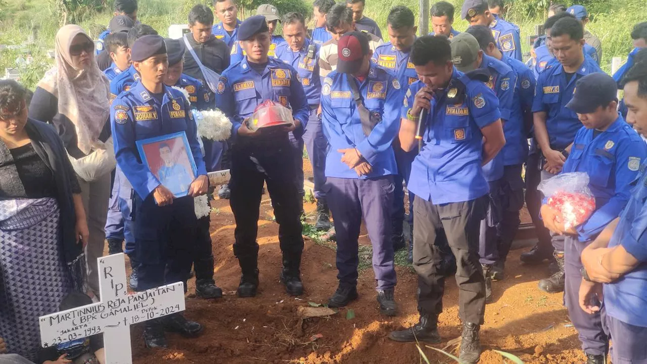 Anggota Dinas Pemadam Kebakaran Kota Depok Meninggal Dunia Usai Penanganan Kebakaran