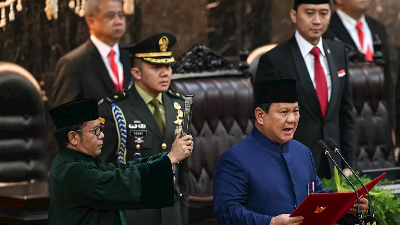 Dampingi Prabowo Subianto Saat Dilantik Jadi Presiden RI, Penampilan Gagah Mayor Teddy Bikin Salah Fokus