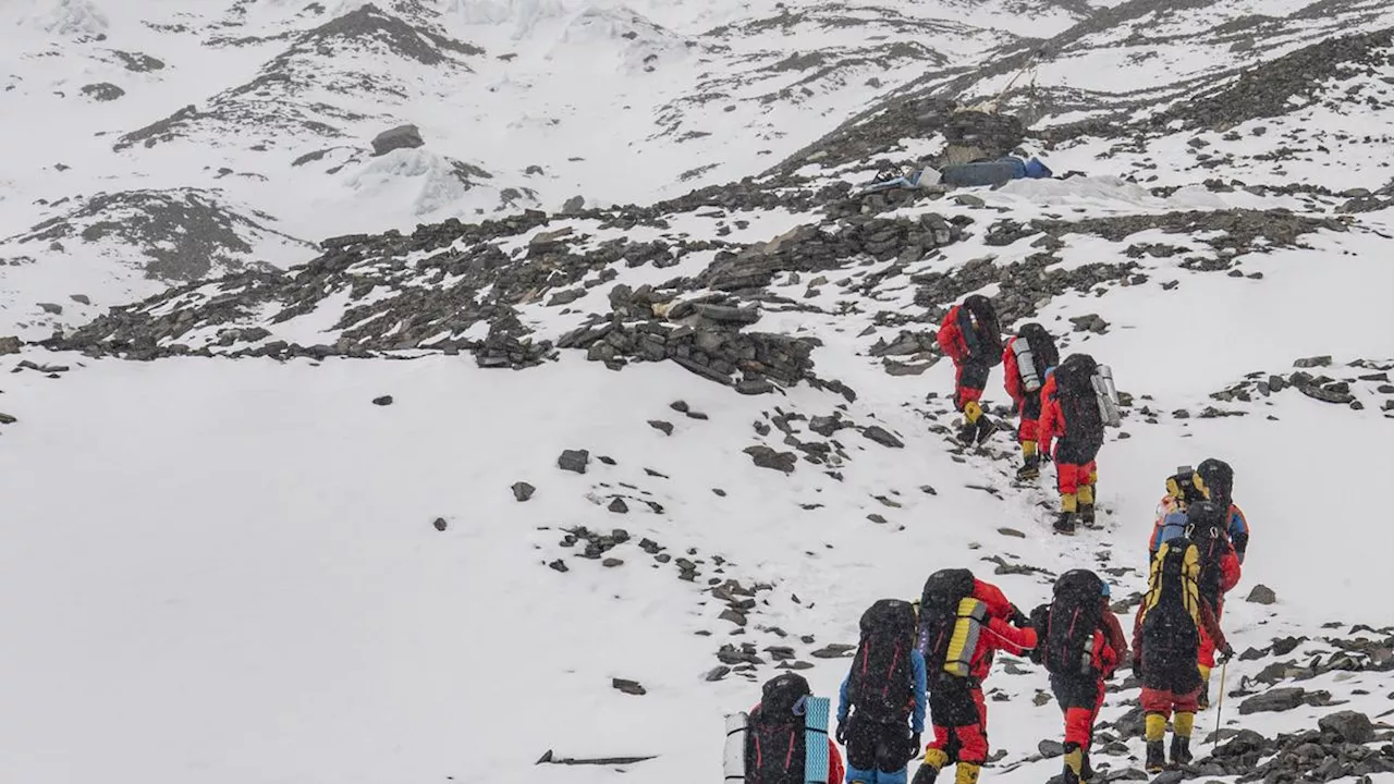 Misteri Sejarah Pendakian ke Puncak Gunung Everest, Siapa yang Pertama?