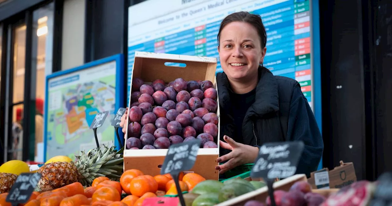 Watching a birth while selling apples - life of a hospital greengrocer