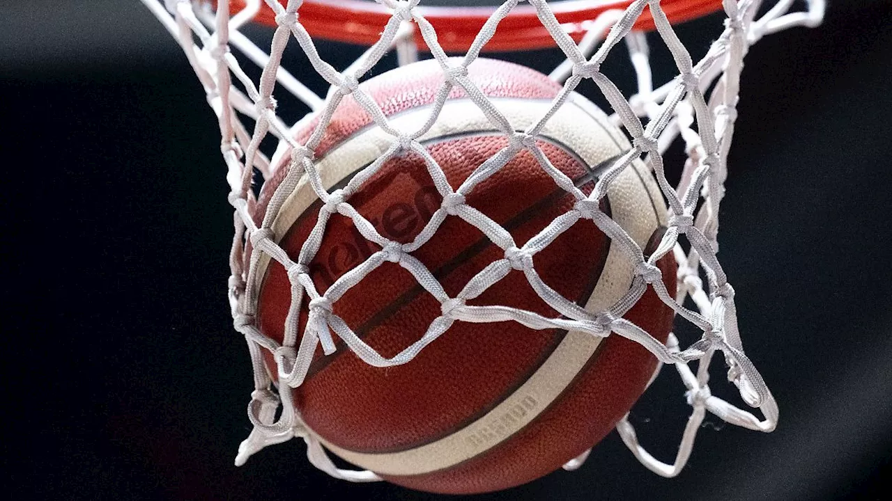 Mecklenburg-Vorpommern: Rostocker Basketballer feiern klaren Erfolg in Bamberg