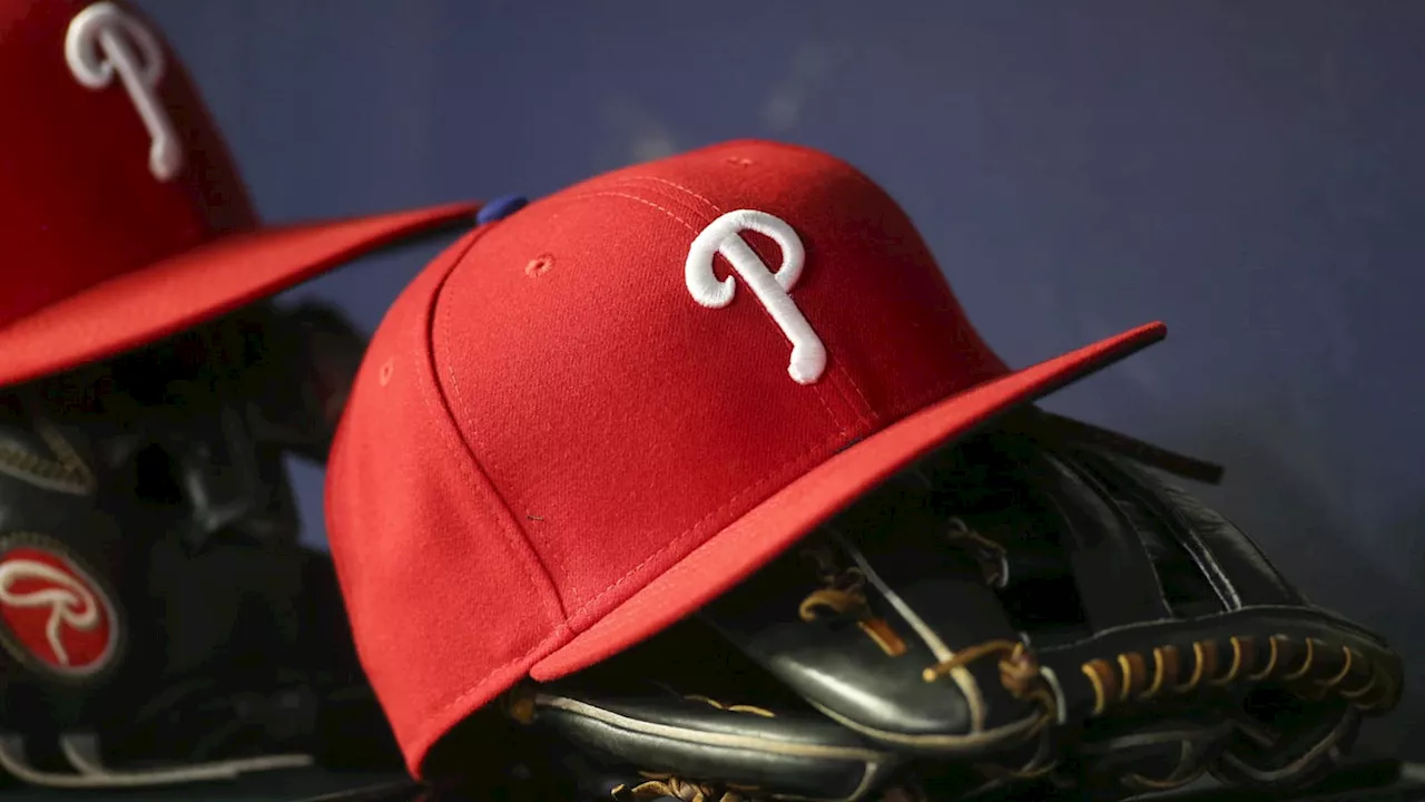 Philadelphia Phillies Superstar Prospect Continues to Impress in Arizona Fall League