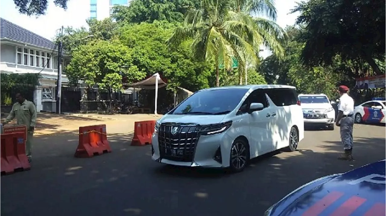 Mobil Dinas Rp1,6 Miliar! Intip Kemewahan Toyota Alphard Presiden Prabowo