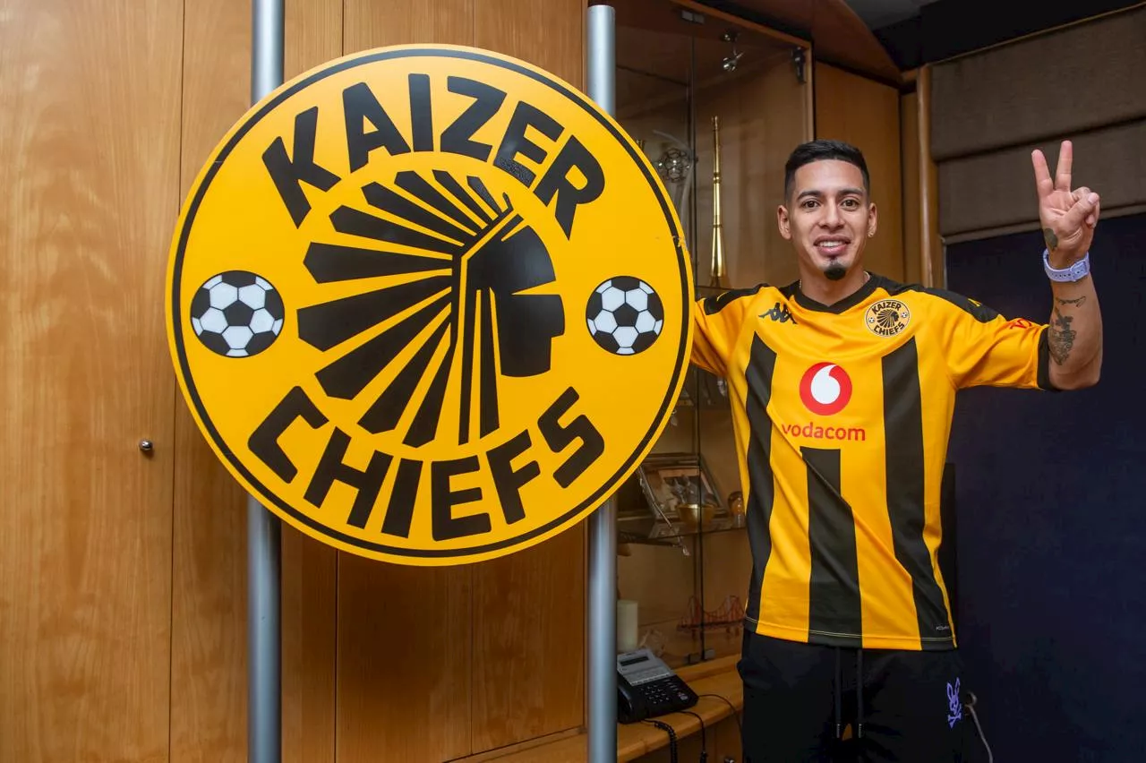 Kaizer Chiefs coach makes Sirino revelation,PSL teams should be very worried