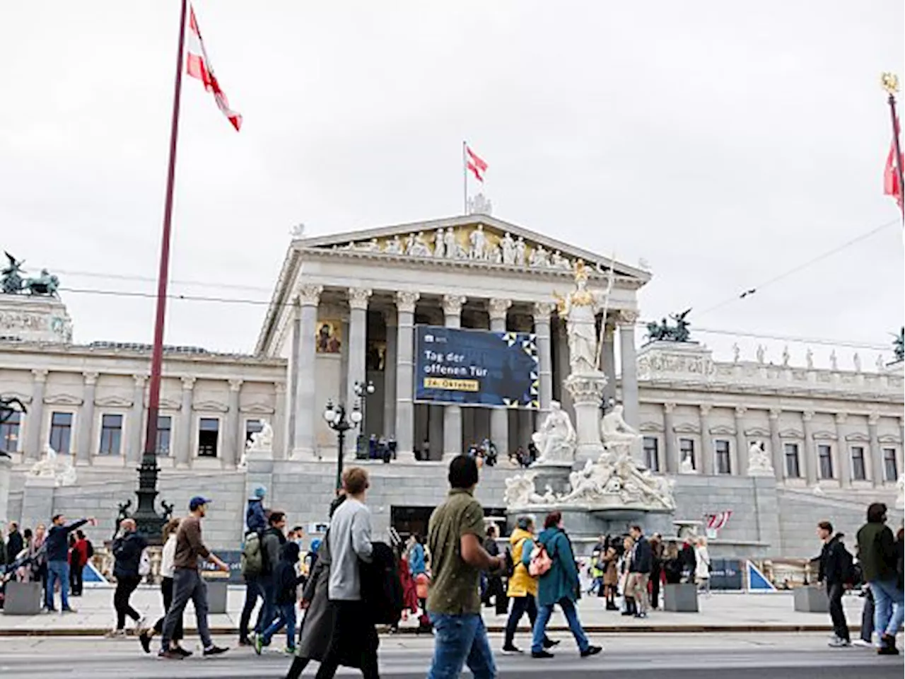 Hofburg und Parlament öffnen sich am Nationalfeiertag