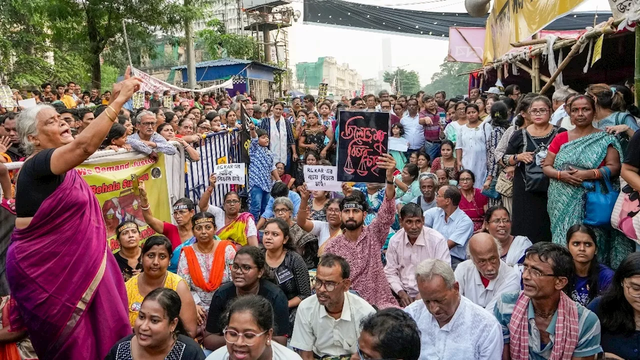 कोलकाता कांड: मुख्यमंत्री ममता बनर्जी से मिलने पहुंचे जूनियर डॉक्टर, सामने रखी ये डिमांड