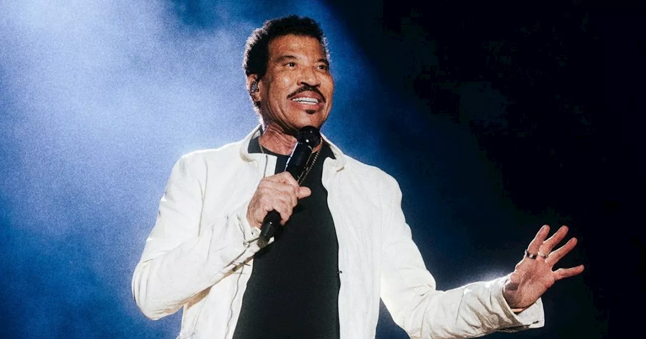 Lionel Richie likens touring to vacation as he announces Europe shows