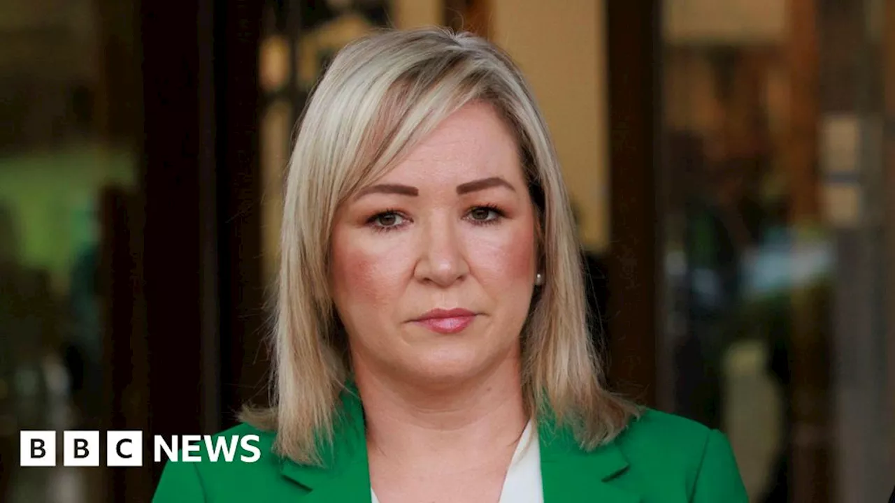 Sinn Féin: Michelle O'Neill apologises to teen who received texts