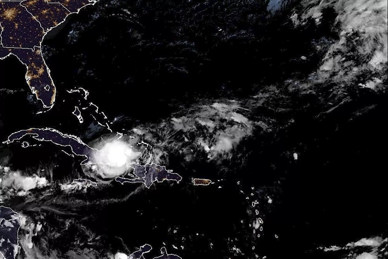 Hurricane Oscar brings winds, heavy rains to eastern Cuba after striking the Bahamas