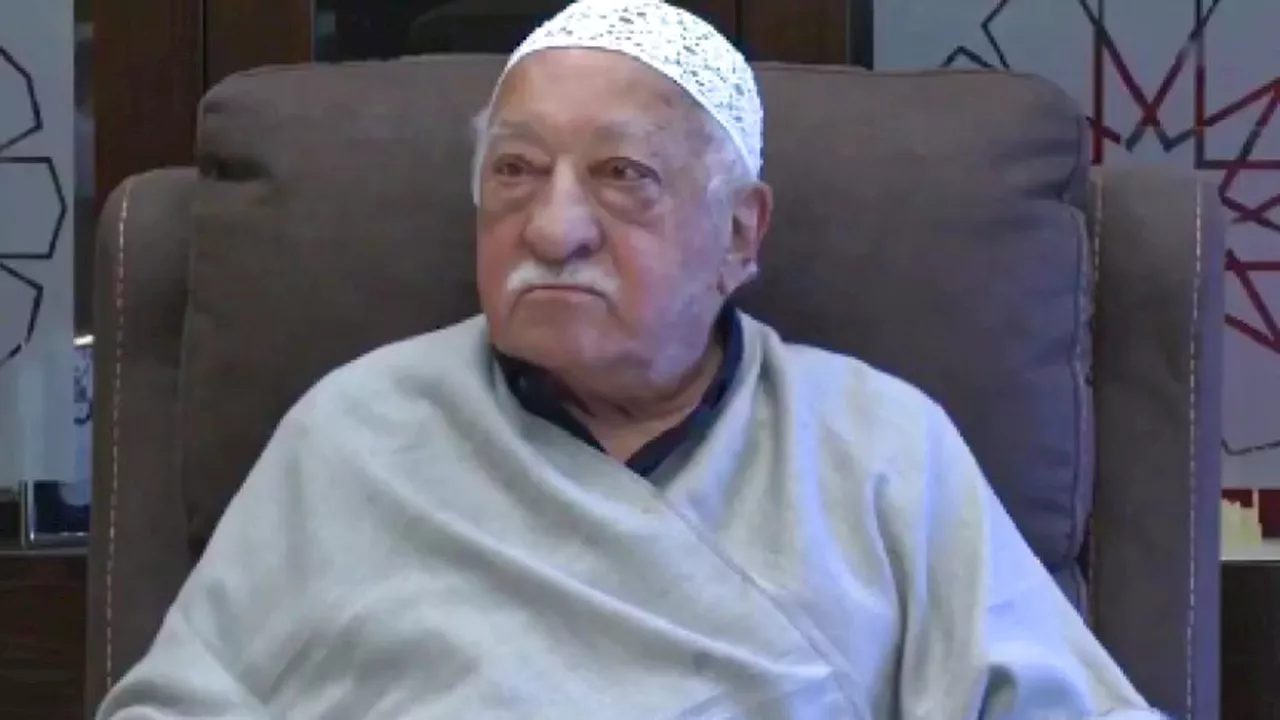 Fethullah Gulen, the powerful cleric accused of orchestrating a Turkish coup, dies