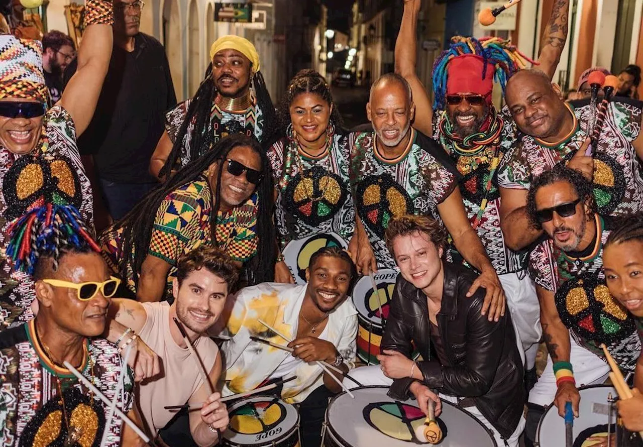 Elenco de “Outer Banks” curte Olodum em Salvador; veja fotos