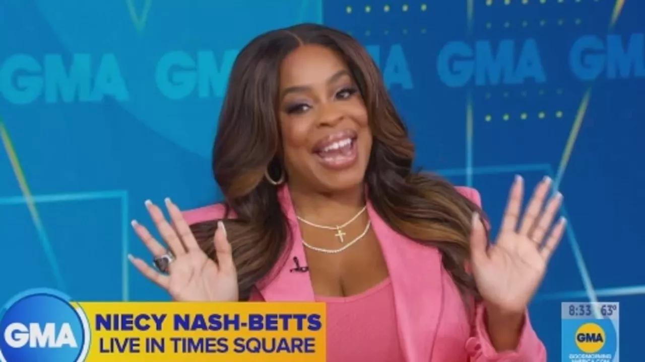 Niecy Nash found it 'easy' to flirt with Taylor Swift's boyfriend Travis Kelce on Grotesquerie