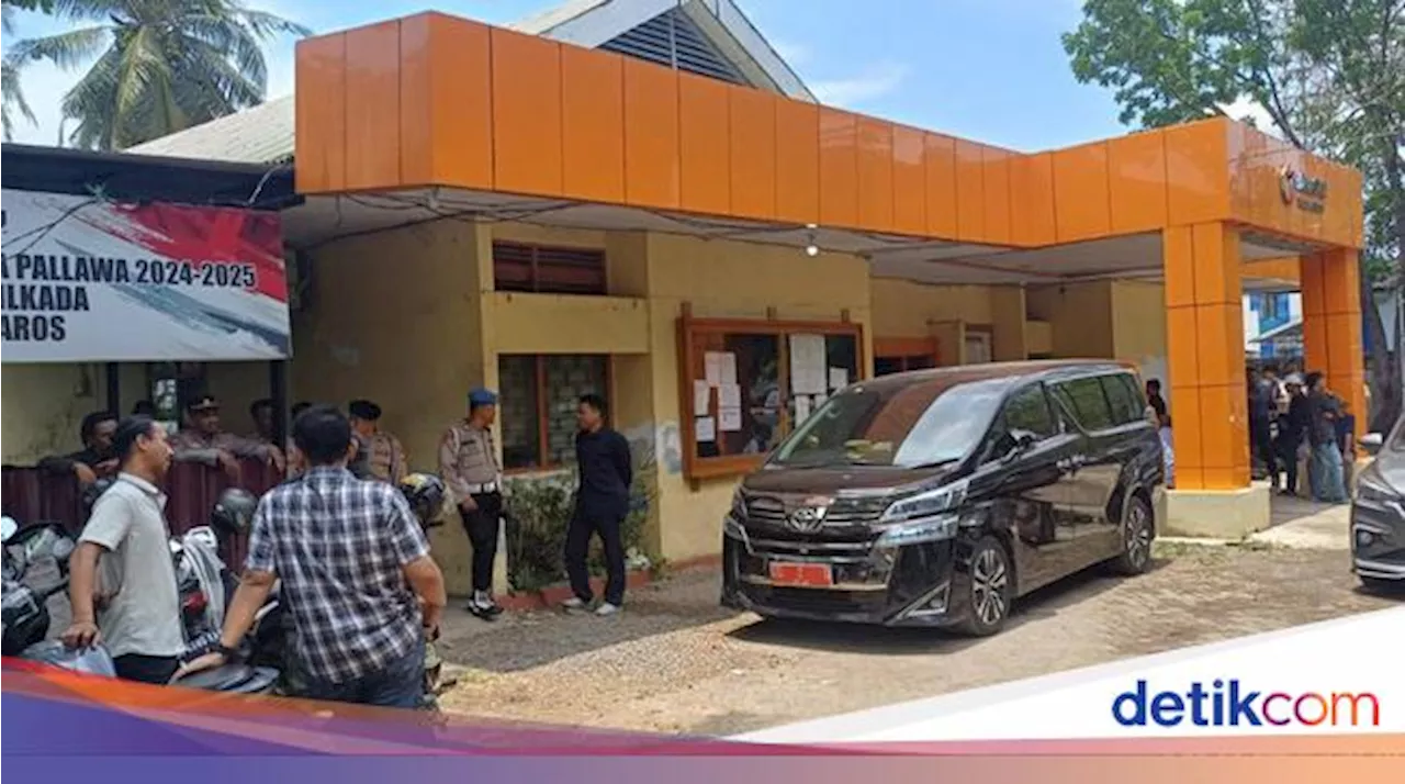 Plt Bupati Maros Suhartina Diperiksa Bawaslu Dugaan Kampanye Kotak Kosong