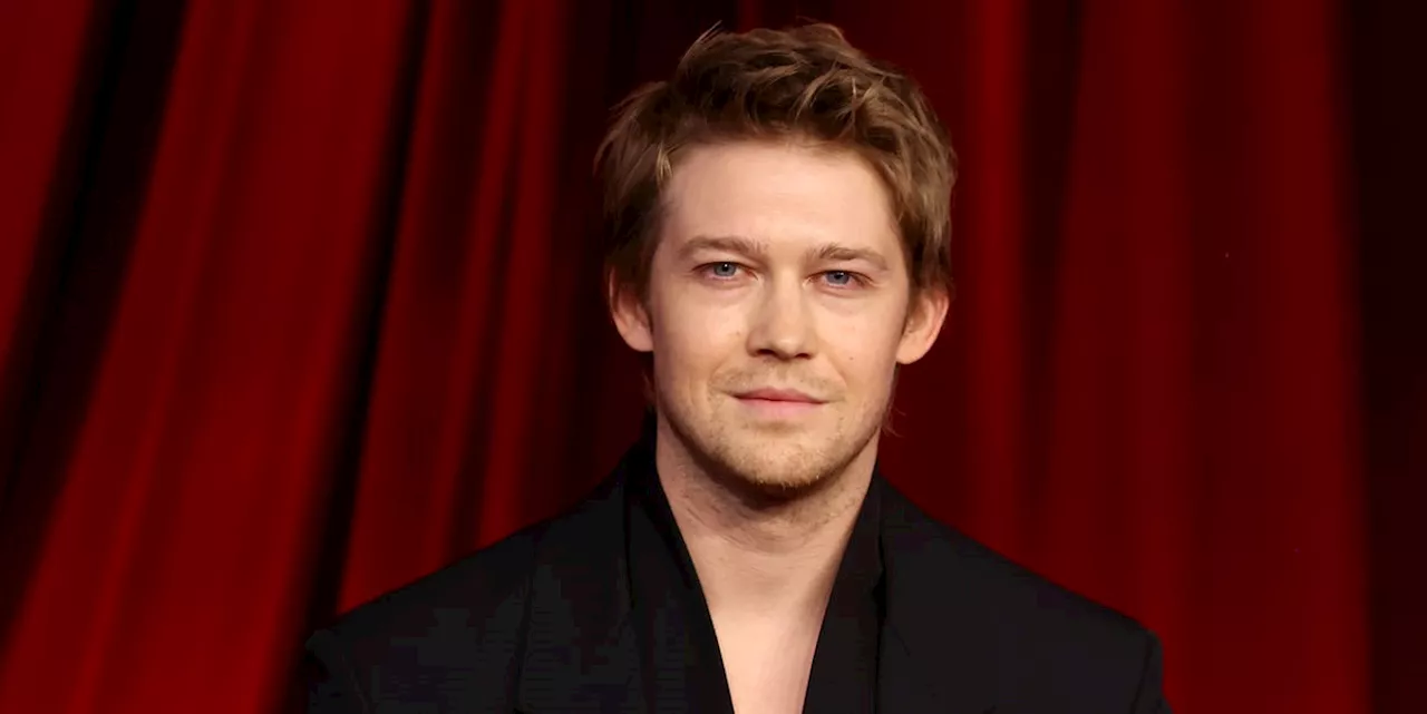 Joe Alwyn's All-Black Outfit Ushers In a New Era of Black-Tie