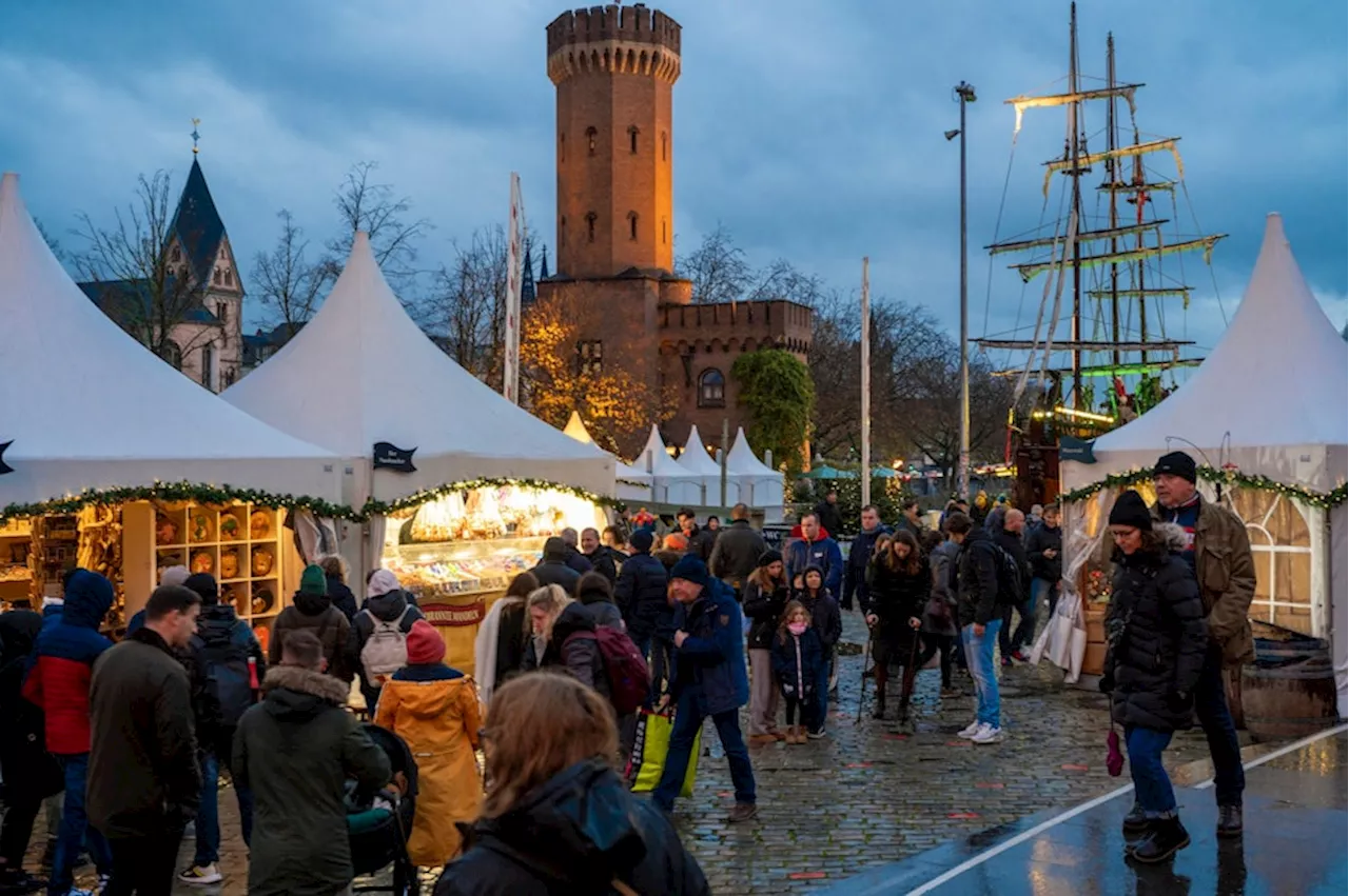 So früh startet Kölns erster Weihnachtsmarkt