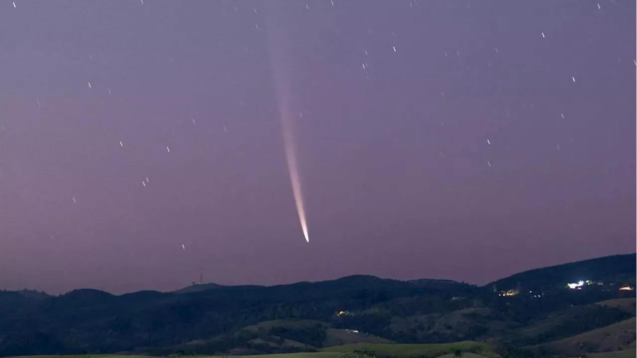 Comet Tracker Tonight: When And Where To See It On Monday With ‘Shooting Stars’