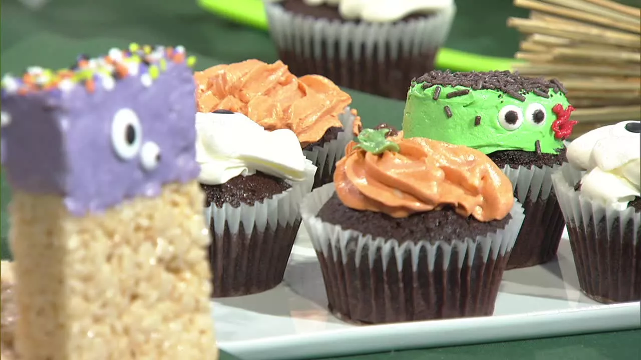 Halloween cupcake recipe from Sugar & Sage Bakery