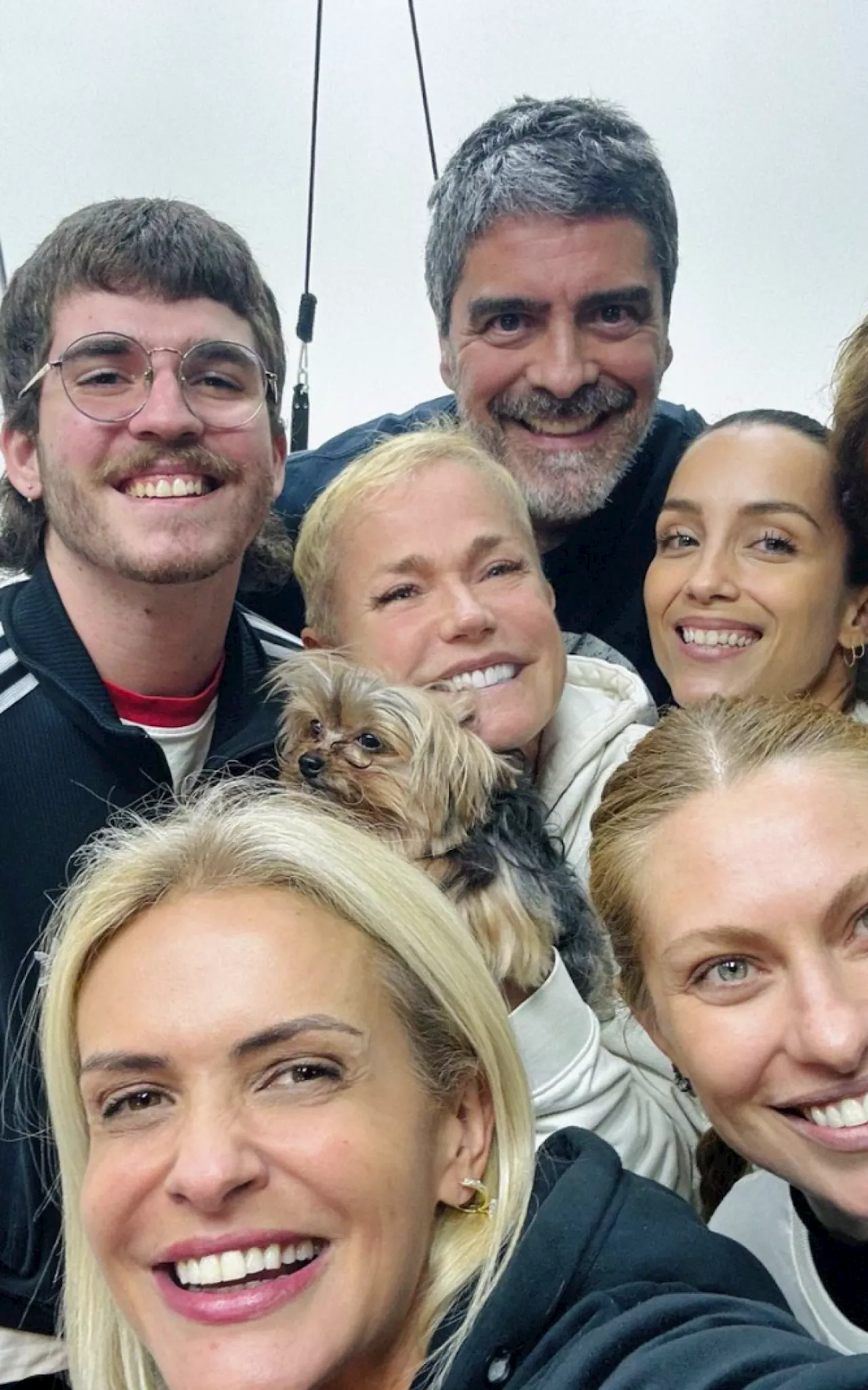 Xuxa reúne paquitas para gravação do 'Xuxa Só Para Baixinhos 14'