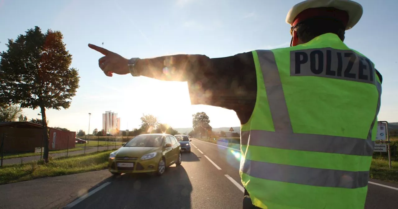 Raser, Drogen und gestohlene Autos: Großeinsatz der Polizei im Burgenland