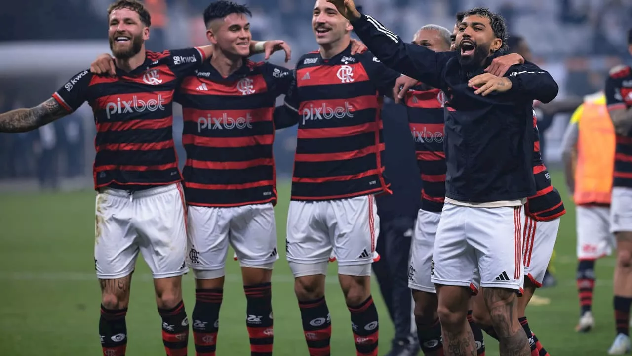 Filipe Luís cita Carlinhos, e Gabigol pode perder vaga na sequência do Flamengo