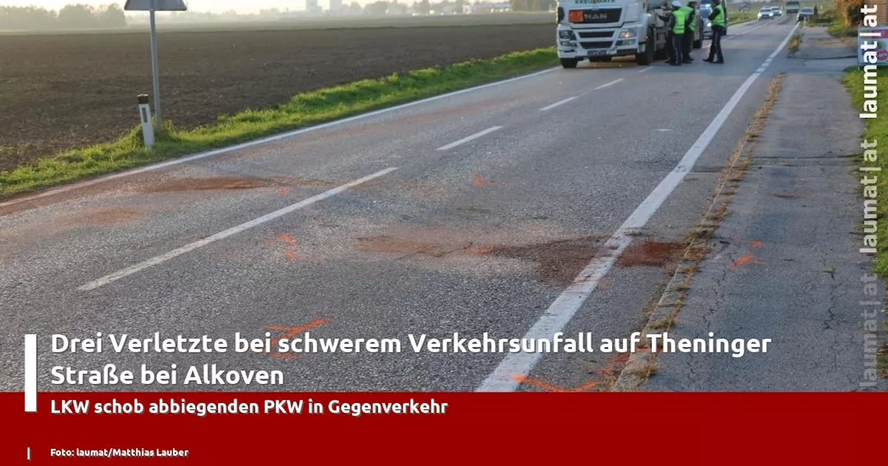 Drei Verletzte bei schwerem Verkehrsunfall auf Theninger Stra�e bei Alkoven