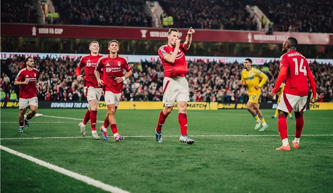 Nottingham Forest vs Crystal Palace, Blunder Dean Henderson Pastikan Kemenangan Forest