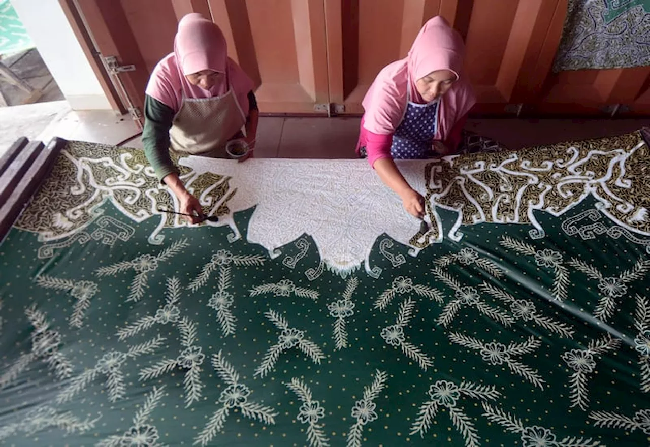 Produksi Batik Tulis khas Lampung