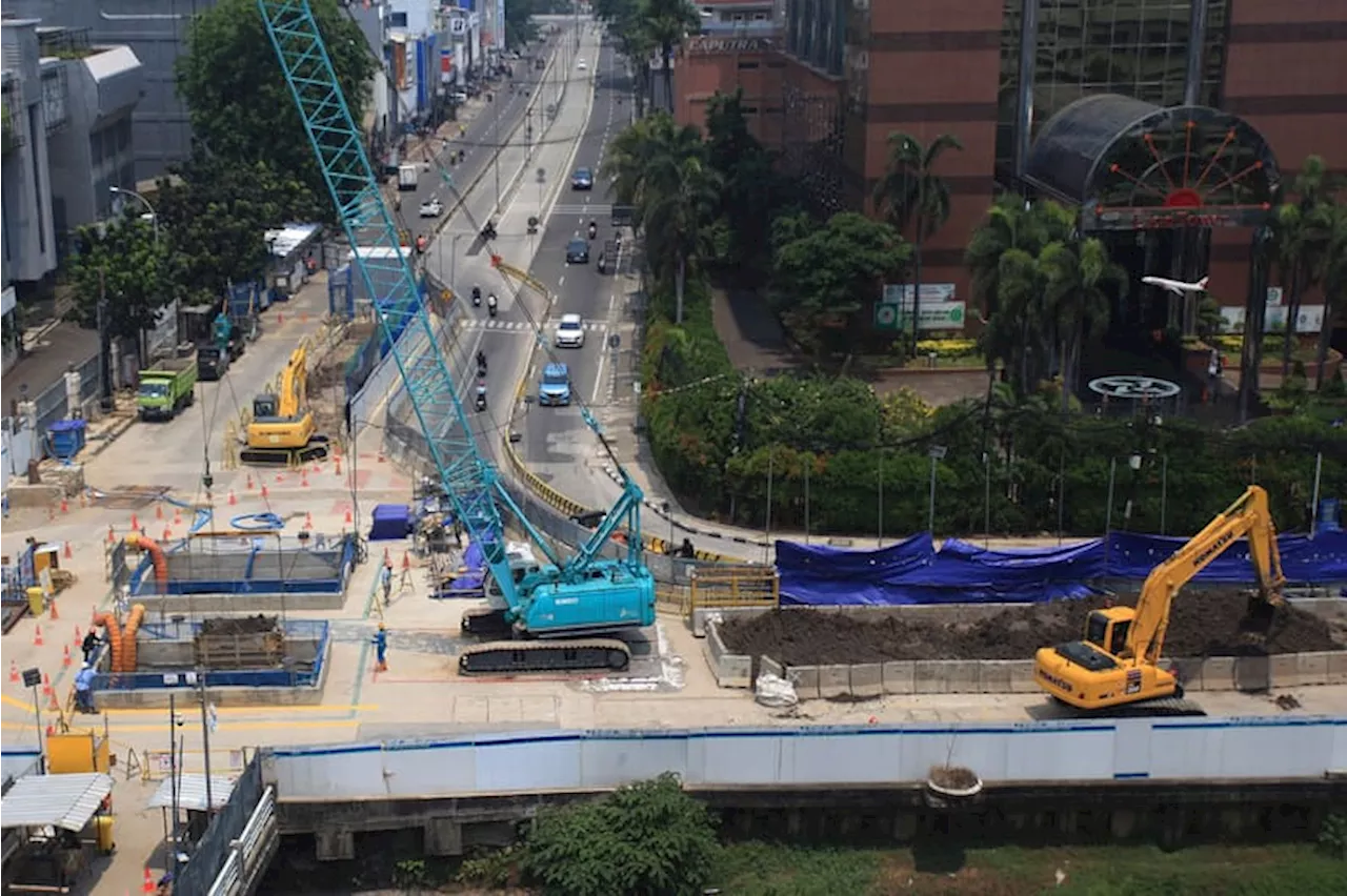 Wapres Gibran Blusukan ke Proyek MRT Fase 2