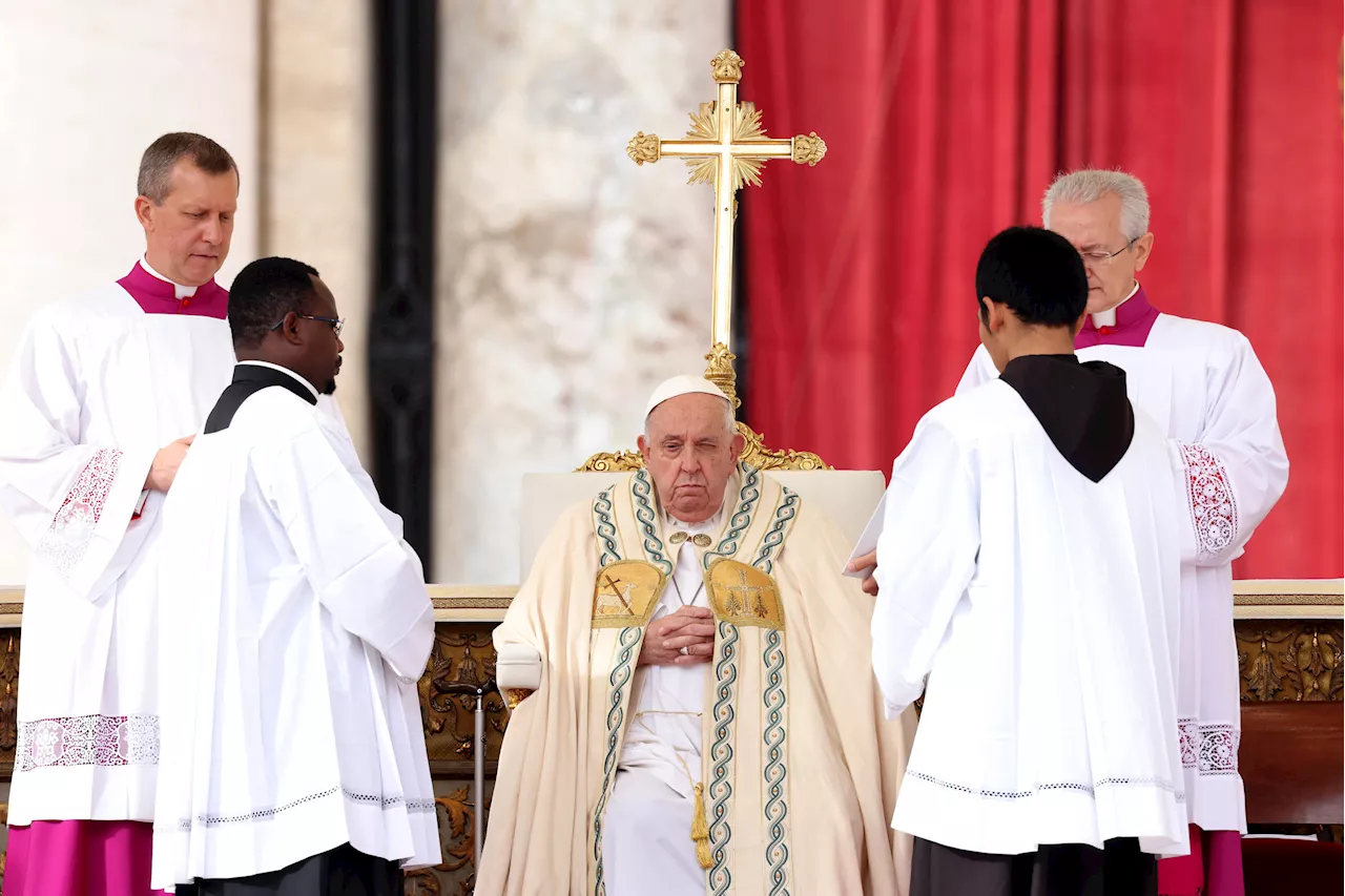 Pope Francis Paves Way for 14 New Saints