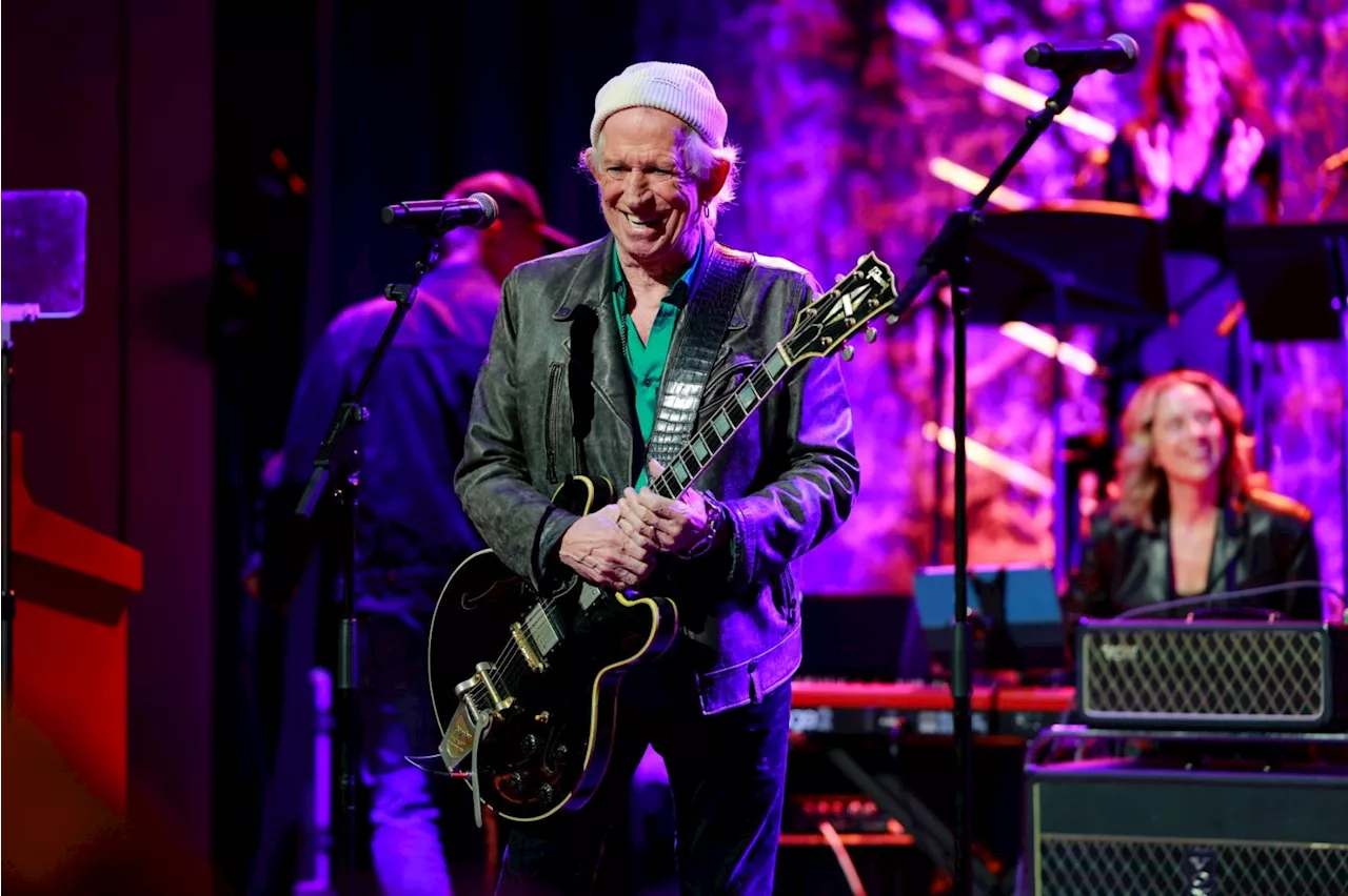 Keith Richards Surprises Nashville at Country Music Hall of Fame Induction Ceremony