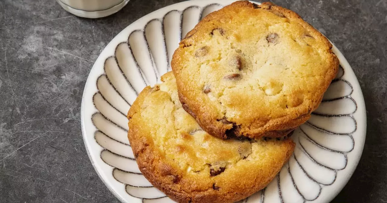 Make Stuffed Chocolate Chip Cookies in the air fryer in less than 15 minutes