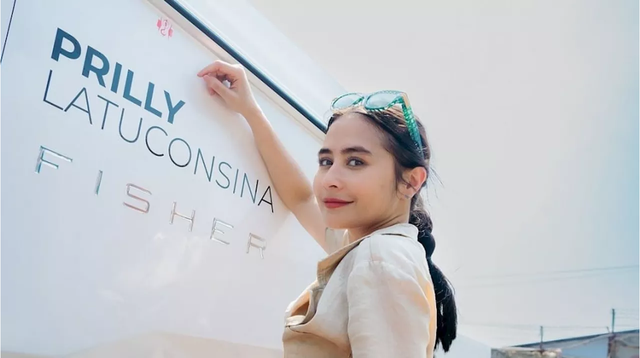 Harga Yacht yang Dibeli Prilly Latuconsina untuk Kado Diri Sendiri, Tembus Miliaran?