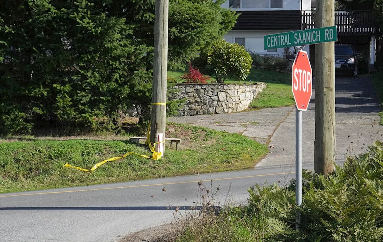 Cyclist dies after being struck by vehicle during bike event in Central Saanich