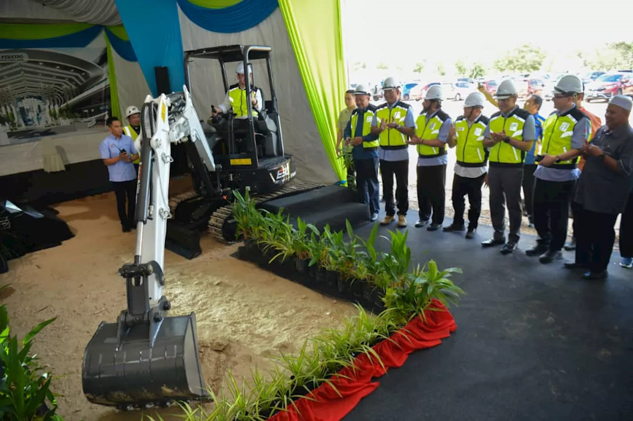 Rawatan terapi guna elemen air laut di pusat rehabilitasi